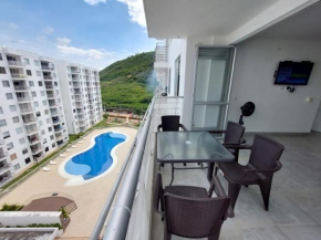 Apartamento Aqualina Orange Octavo Piso 3 Habitaciones Vista a Piscina